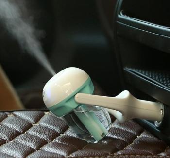 Mini car humidifier